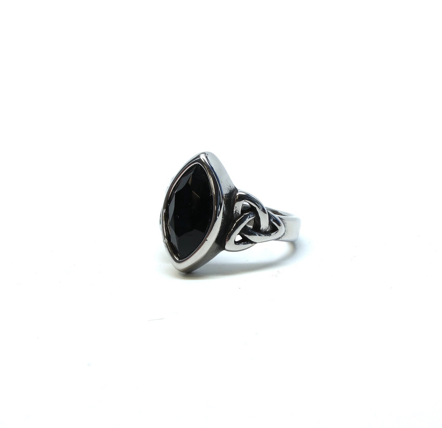 //Style 76-M// 316L Stainless Steel Black Onyx Weave Ring