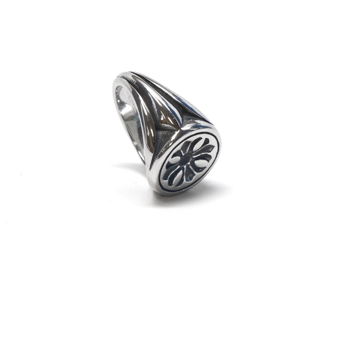//Style 37-K// 316L Stainless Steel Obsidian Bloom Ring