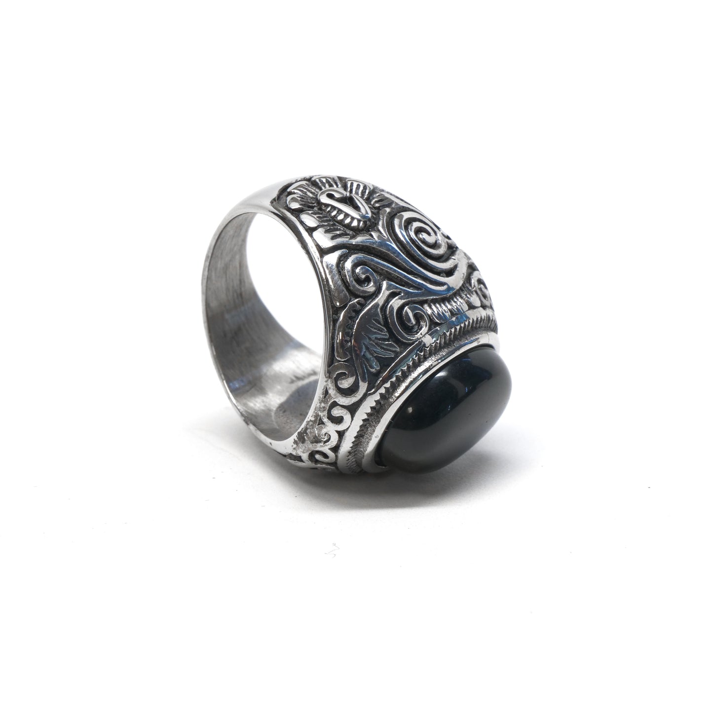 //Style 677S-S// 316L Stainless Engraved Black Onyx Ring