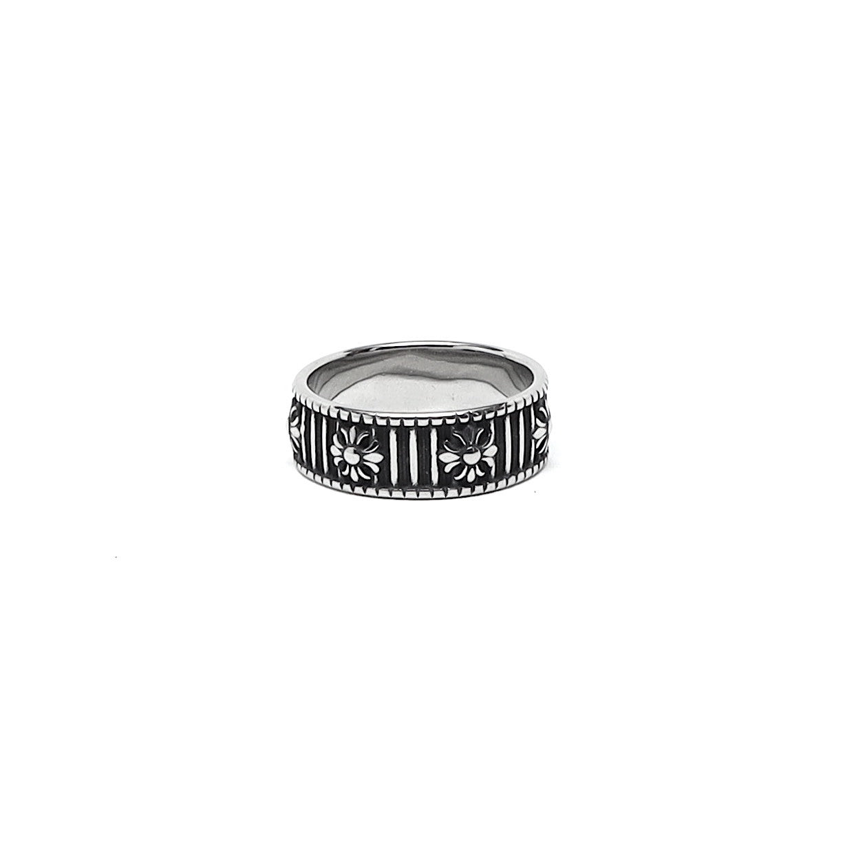 //Style 331-N1// 316L Stainless Steel Black Petal Band Ring